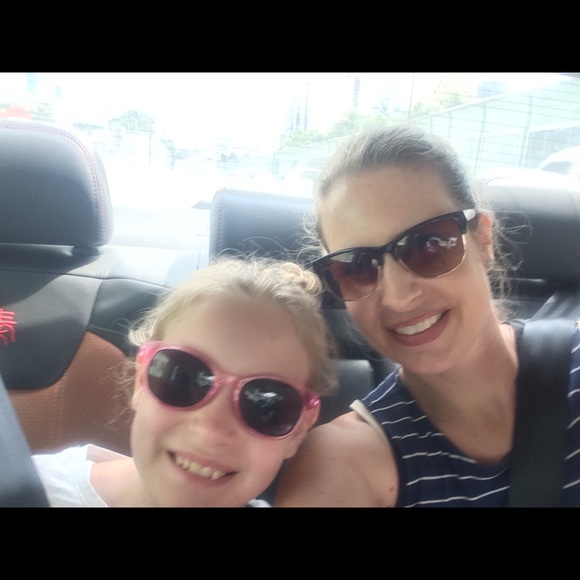 Meet your Posher, Angela - Picture 1 of 1